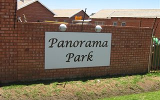 2 Bedroom Townhouse in Noordhoek