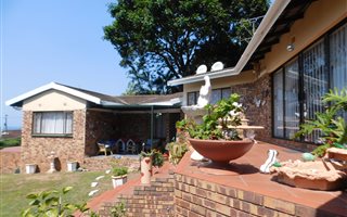 3 Bedroom House in Illovo Glen