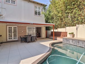 4 Bed Duplex in Musgrave