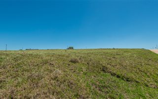 802 m² Land available in Le Grand Golf Estate