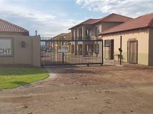 2 Bedroom Apartment in Brits Central