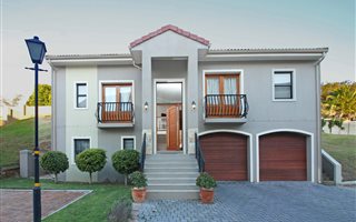4 Bedroom House in Rosendal