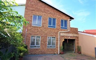 4 Bedroom House in Montford