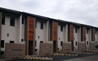 3 Bedroom Duplex in Escombe