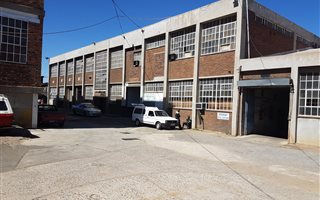 Industrial space in Alberton