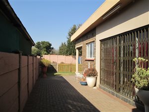 1 Bed Flat in Vanderbijlpark SE2