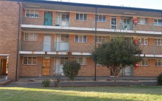 2 Bedroom Townhouse in Crown Gardens