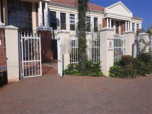 91 m² Commercial space in Lynnwood Ridge