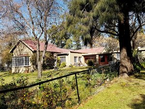 1.9 ha Farm in Lanseria and surrounds