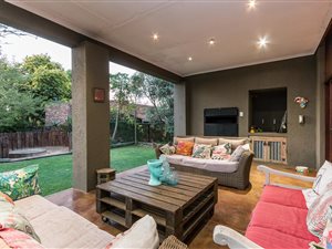 5 Bed House in Wapadrand