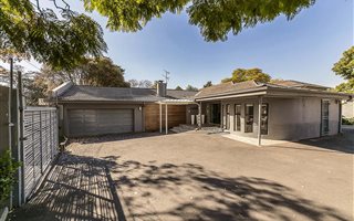 260 m² Commercial space in Orchards