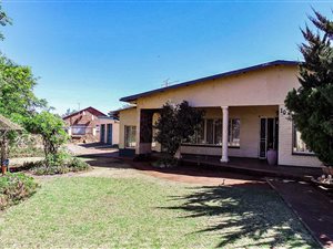 3 Bed House in Barkly West