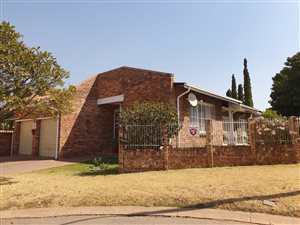 2 Bed House in Glen Marais