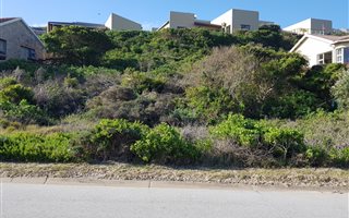 777 m² Land available in Blue Horizon Bay