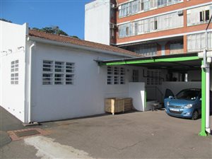 740 m² Commercial space in Park Hill