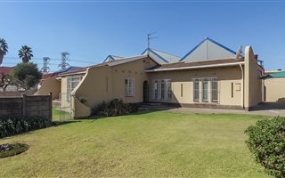 4 Bedroom House in Isandovale