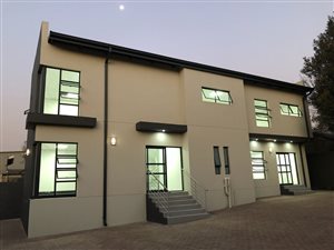 189.399993896484 m² Commercial space in Greenside