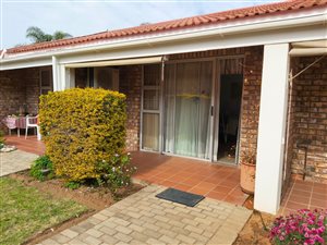 Bachelor apartment in Oudtshoorn
