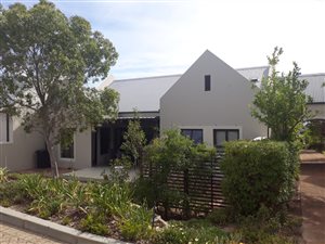 2 Bedroom Cluster in Jamestown