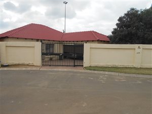 3 Bed House in Tembisa