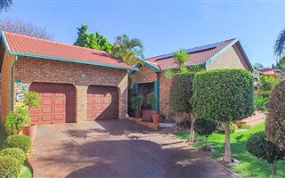 3 Bedroom House in Ninapark
