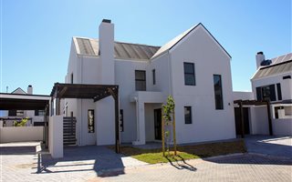 3 Bedroom House in Firgrove