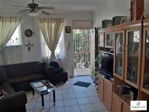 2 Bed Flat in New Redruth