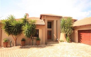 4 Bedroom House in Featherbrooke Estate