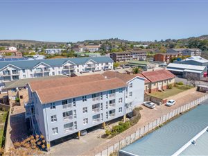 2 Bed Apartment in Grahamstown Central
