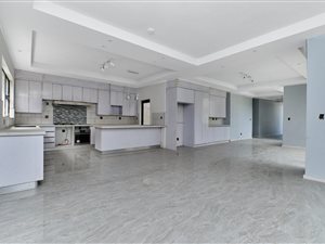 4 Bed Cluster in Bedfordview