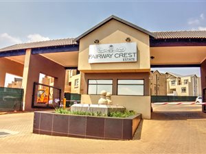 2 Bed Apartment in Ruimsig