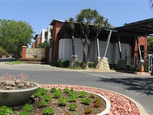 2 Bed Apartment in Ferndale