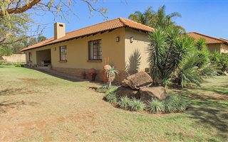 4 Bedroom House in Pebble Rock