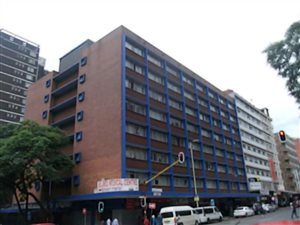 1.5 Bed Apartment in Pretoria Central