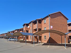 2 Bed Apartment in Kwaggasrand