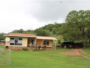 20 ha Farm in Hekpoort