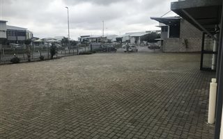 1350 m² Industrial space in Matroosfontein