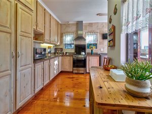 2 Bed House in Cannon Rocks
