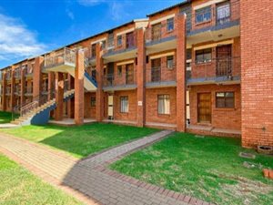 2 Bed Apartment in Karen Park