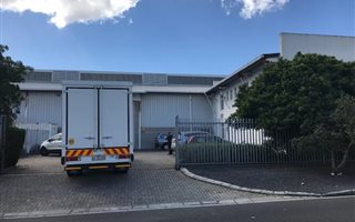 1004 m² Commercial space in Thornton