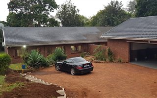 3 Bedroom House in Forest Hills