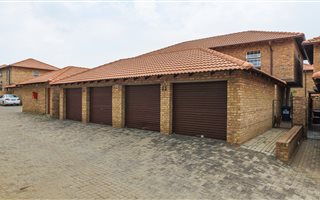 3 Bedroom Duplex in Montana Gardens
