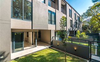 3 Bedroom Apartment in Rosebank