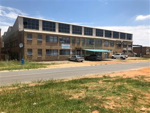 2962 m² Industrial space in Lea Glen
