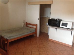 Studio apartment in Pretoria Gardens