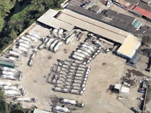 10000 m² Industrial space in Maydon Wharf