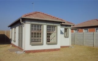 3 Bedroom House in Andeon AH