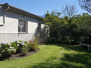 3 Bedroom House in Dormehlsdrift