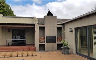 3 Bedroom House in Edgemead