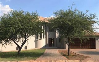4 Bedroom House in Seasons Lifestyle Estate